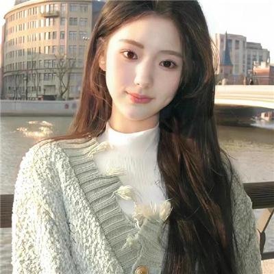 大学生初试云雨情海报